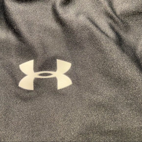 Under Armour Youth small - Picture 3 of 4